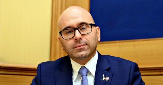 Lega, i pm di Milano chiedono il processo per il tesoriere Centemero: “Finanziamento illecito dal patron di Esselunga per 40mila euro”