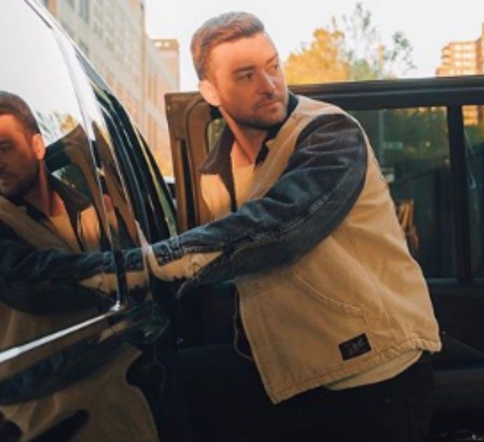 Justin Timberlake chiede scusa a Jessica Biel per il presunto tradimento: “Ho bevuto troppo, mi pento”