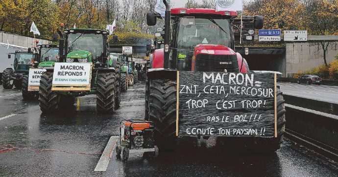 Copertina di Arriva lo sciopero-monstre per dire basta a Macron