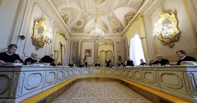 Permessi premio ai mafiosi, ma solo se “non  più mafiosi”