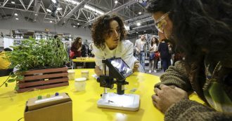 Intelligenza artificiale, stupidità e fideismo: cosa significa davvero transizione digitale