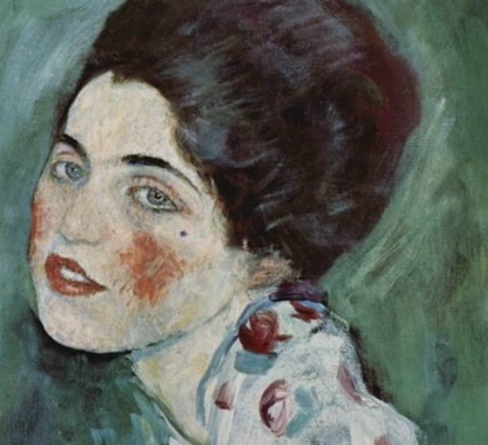 Klimt, il mistero del quadro sparito 22 anni fa e ritrovato nello stesso museo a Piacenza. Si ipotizza che sia ‘Ritratto di signora’