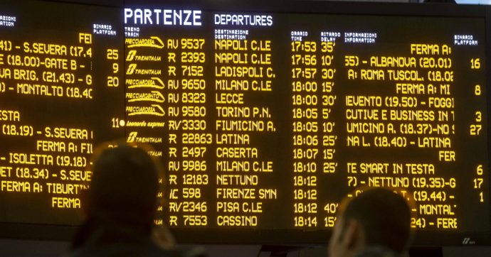 Maltempo, guasti elettrici sulla linea ferroviaria fra Roma e Firenze: circolazione rallentata e ritardi fino a tre ore
