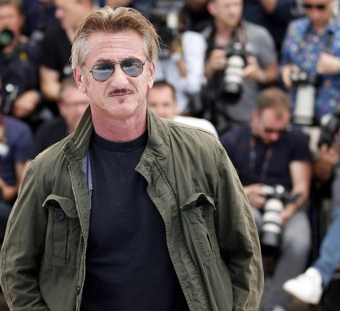 Sean Penn è tornato in Ucraina: “Quando vinceranno questa guerra festeggerò con loro”