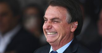 Copertina di Brasile, Bolsonaro parla di tortura nei confronti dei ministri corrotti: “Verranno appesi al pau de arara”