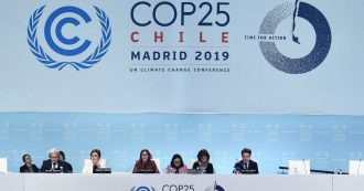 Copertina di Cop25, a Madrid il fallimento degli ipocriti del clima. Rinvio sul nodo del mercato del carbonio. Greta Thunberg: “Ignorano la scienza”