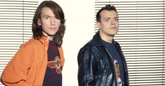 Copertina di Il libro di Mauro Repetto non è frivolo anzi, regalatelo ai ragazzi che vogliono andare a XFactor. Peccato per gli attacchi a Max Pezzali (sempre “tre metri indietro”)