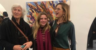 Copertina di Napoli, itinerario in dieci tappe per scoprire le meraviglie nascoste della città-teatro. Lontano da turisti, presepi e pastorelli