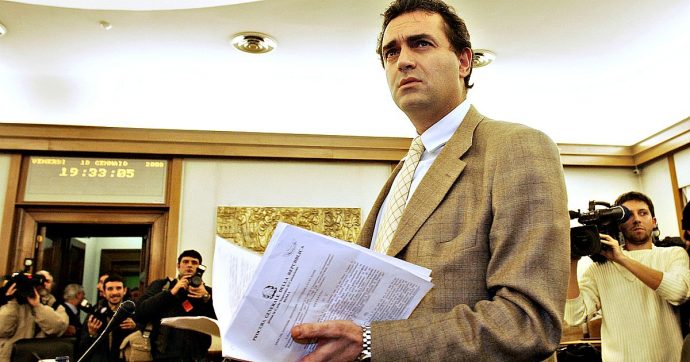 ‘Ndrangheta, il sindaco di Napoli de Magistris: “Da pm indagai su Pittelli e Adamo, furono revocate le inchieste e Csm mi tolse funzioni”