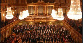 Copertina di Concerto di Capodanno, l’orchestra di Vienna cambia la marcia di Radetzky: “Il finale è nazista”