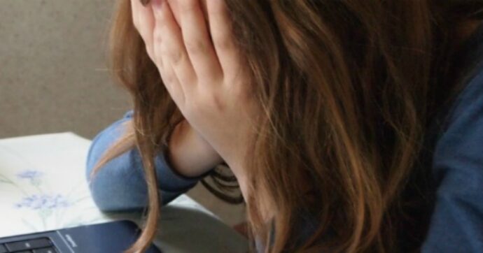 Roma, disabile picchiata in un parco: identificate le 4 minori autrici del pestaggio. Altri 16 hanno assistito alle violenze