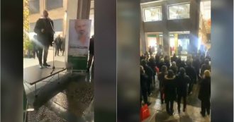 Copertina di Emilia Romagna, Bonaccini fa un comizio elettorale a Piacenza: la piazza è semivuota