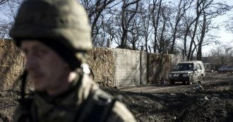 Copertina di Guerra del Donbass, scambio di prigionieri tra separatisti filo-Russia e Ucraina: “Operazione totale”