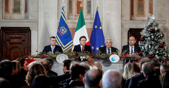 In Edicola sul Fatto Quotidiano del 29 Dicembre: Conte minaccia Salvini: “Resto qui altri 3 anni”