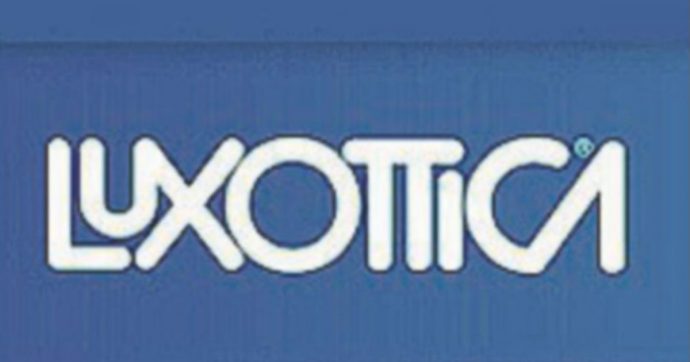 Francia, Antitrust multa Luxottica per 125 milioni di euro. “Ha imposto prezzi agli ottici e impedito la vendita di occhiali online”
