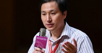 Copertina di Cina, scienziato sostiene di aver creato gemelle con Dna modificato: condannato a tre anni di carcere