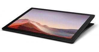 Copertina di Microsoft Surface Pro 7, tablet 2-in-1 in configurazione top gamma con 400 euro di sconto su Amazon