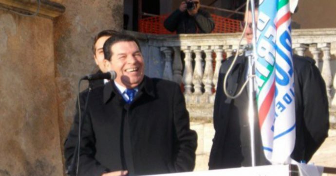 Pino Gentile, l’Inamovibile: storia del potere in Calabria