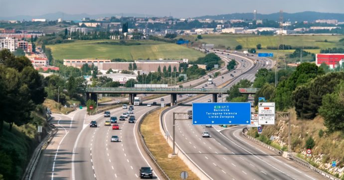 Autostrade, la Spagna si riprende il controllo del sistema viario. Mentre tira una brutta aria sui concessionari