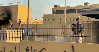 Baghdad, allerta nella base della coalizione: “Aumentati pattugliamenti e misure di sicurezza. Militari con equipaggiamento protettivo”