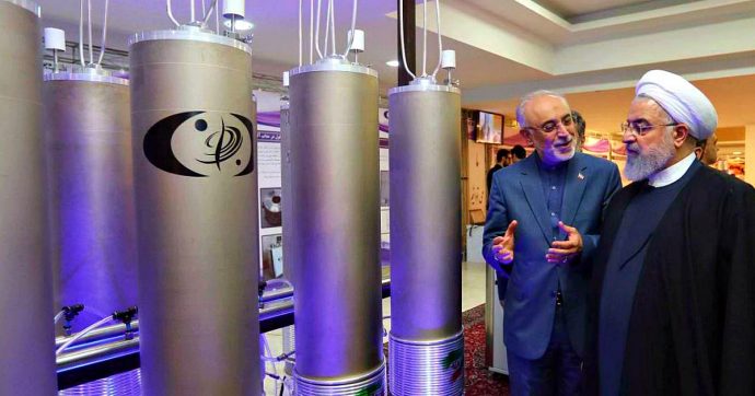 Iran, la tv di Stato: “Teheran non rispetterà più i limiti di uranio previsti dell’accordo del 2015”