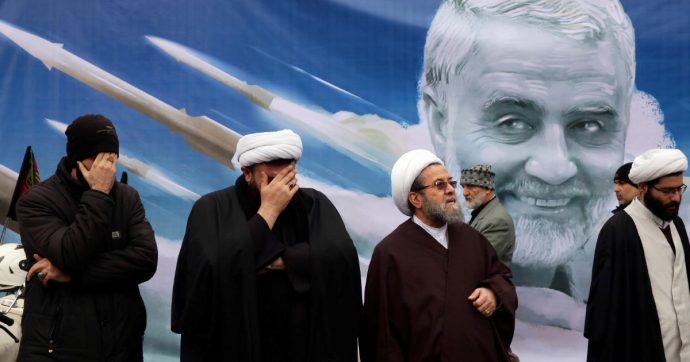 Copertina di “Mossa errata, Teheran ha un martire in più”