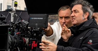 Copertina di The New Pope, Paolo Sorrentino: “Racconto il Papa segreto, ma sul set il regista è Dio”