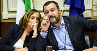 Copertina di Ministero dell’Interno, i risparmi dall’addio di Salvini: lo staff di Lamorgese costa 500mila euro in meno di quello extra-large del leghista