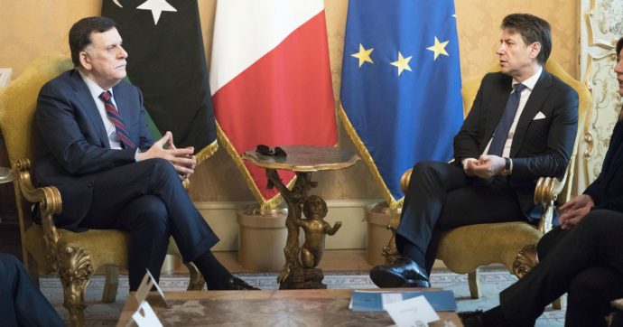 Libia, Conte incontra Sarraj. Di Maio: “L’Italia chiede cessate il fuoco immediato”