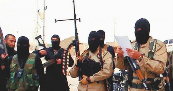 Usa-Iran, Isis esulta per l’uccisione in Iraq del generale Qassem Soleimani: “È un atto divino”