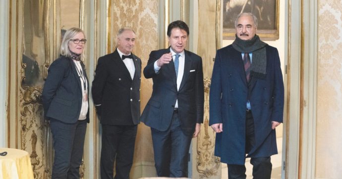 Libia, Minniti come inviato per blindare pure il governo