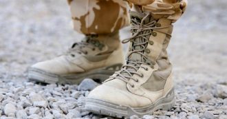 Copertina di Afghanistan, uccisi due militari Usa della missione Nato: talebani rivendicano l’attacco