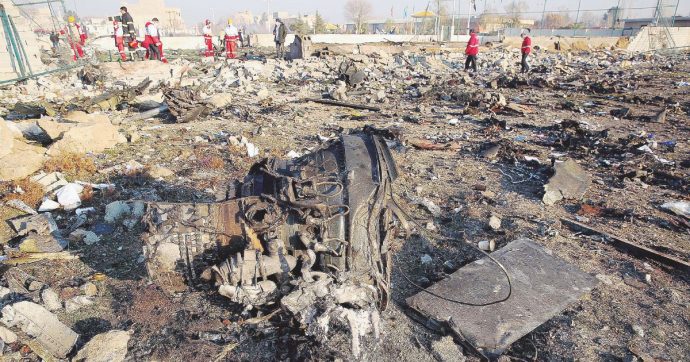 L’Iran ha abbattuto l’aereo: ora gli Ayatollah sono soli