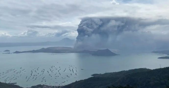 L’eruzione del vulcano Hunga-Tonga del 2022 potrebbe influire sul riscaldamento climatico