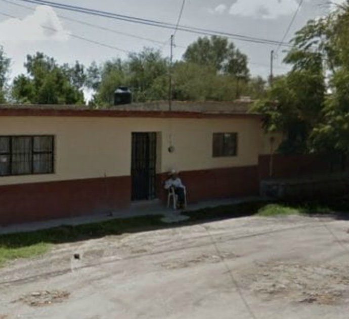 Trova il nonno morto su Google Maps: “Era seduto davanti a casa”