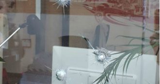 Copertina di Germania, spari contro l’ufficio di un deputato senegalese della Spd. Nella stessa città, a ottobre, due morti in attacco contro sinagoga
