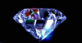 Copertina di Truffa su vendita diamanti, sequestri per 34 milioni. Business da 500 milioni e oltre 300 raggirati (anche diversi vip)