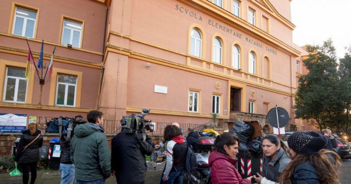 Copertina di Scuola divisa per ceti: preside verso la sfiducia