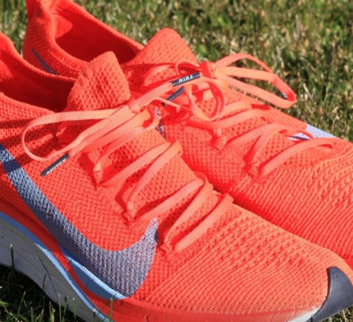 Nike Vaporfly, le “super scarpe da running” forse vietate alle Olimpiadi: ecco perché