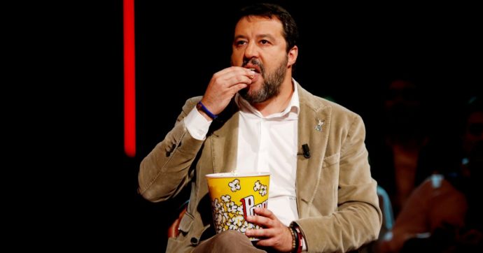 Copertina di Salvini “one man show”: 12 ore di tivù in un mese