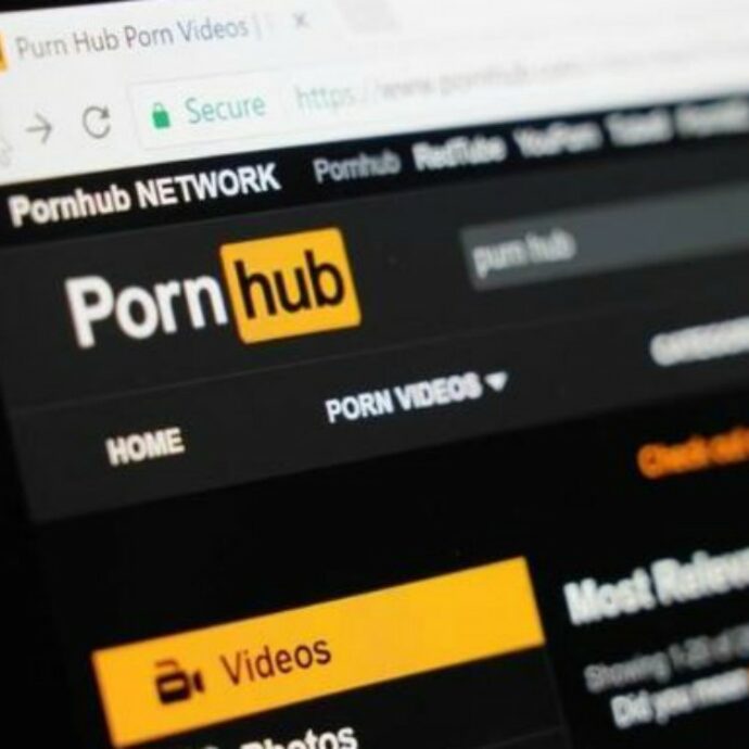 “La Gen Z viene su Pornhub ma non cerca i film porno: preferisce contenuti gaming e musicali. Solo i ‘boomer’ ormai cercano le cose più spinte”: la rivelazione choc
