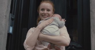 Copertina di Servant, le Reborn Dolls ispirano l’horror. Ecco la serie tv sui bebè in silicone che piace a Stephen King