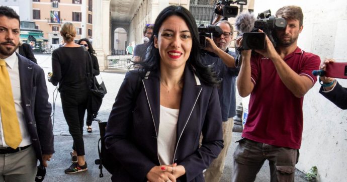 Le tre tesi della Azzolina. Cosa dice l’analisi dei testi