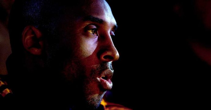 Kobe Bryant morto, il saluto del mondo alla leggenda dei Lakers: da Barack Obama a Cristiano Ronaldo, migliaia di messaggi