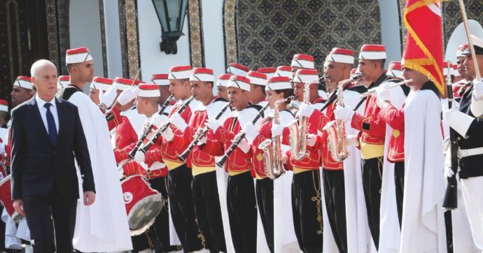 Svolta tunisina: nuovo premier un riformatore indipendente