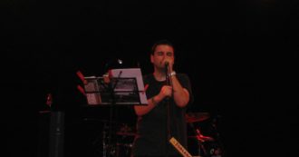 Copertina di Di questi anni Dieci resterà l’esplosione dell’Indie. E ne sa qualcosa Max Collini