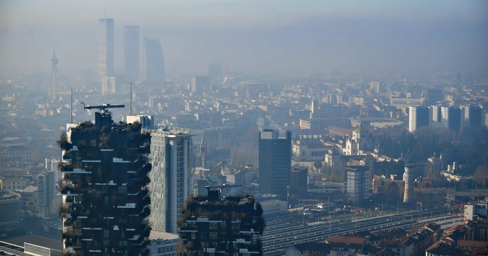 Smog, a Milano da inizio anno 22 giorni di Pm10 fuorilegge. Lo scorso gennaio furono 16. Polveri sottili oltre i limiti in tutto il Nord