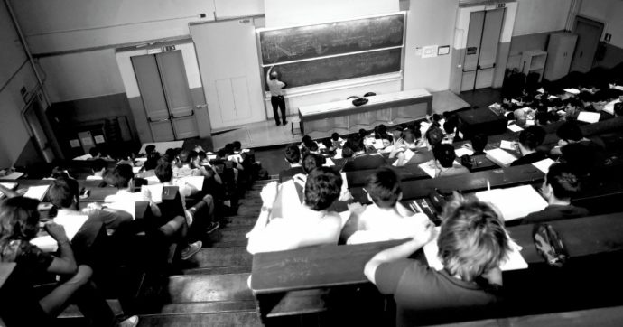 Il lungo martirio dell’Università