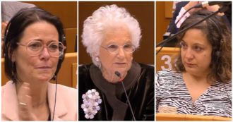 Copertina di Liliana Segre parla al Parlamento Ue: deputati in lacrime mentre racconta la sua vita nei campi di concentramento