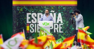 Copertina di A Vox gli stranieri piacciono. Basta che paghino